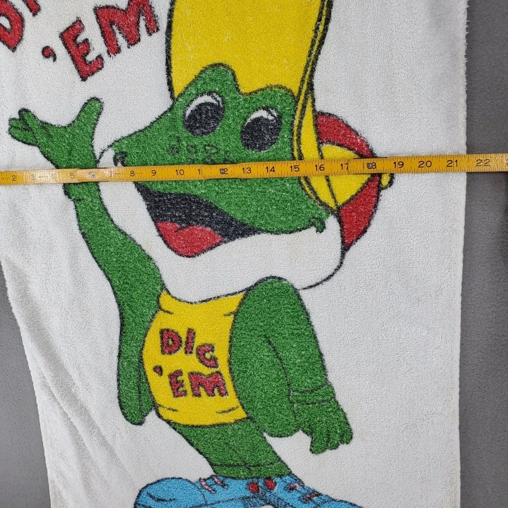 Kellogg‎ Company Dig Em Frog Beach Towel White Vintage 1980s Honey Smacks Mascot